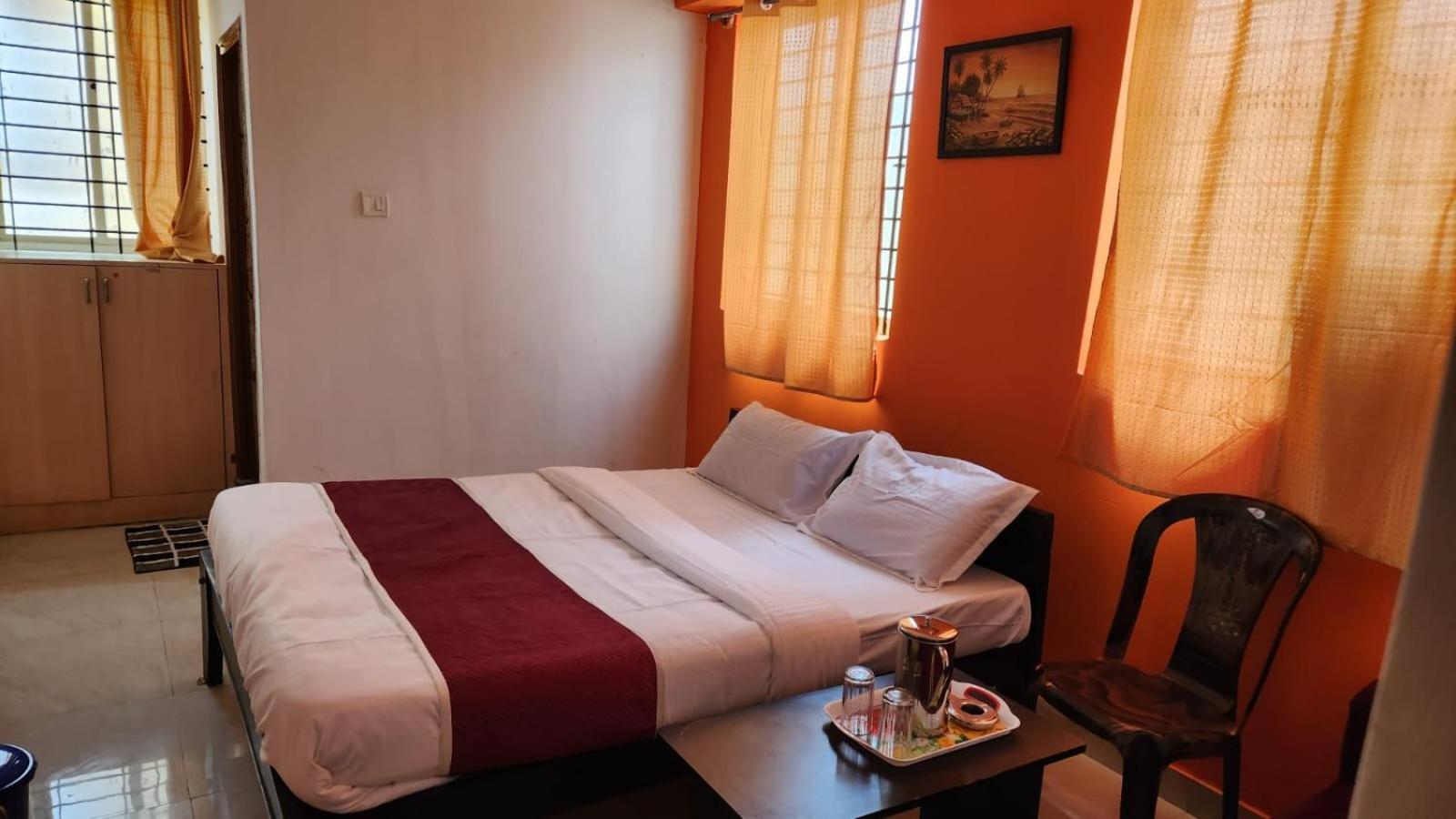 Varaha Residency Hotell Mysore Eksteriør bilde